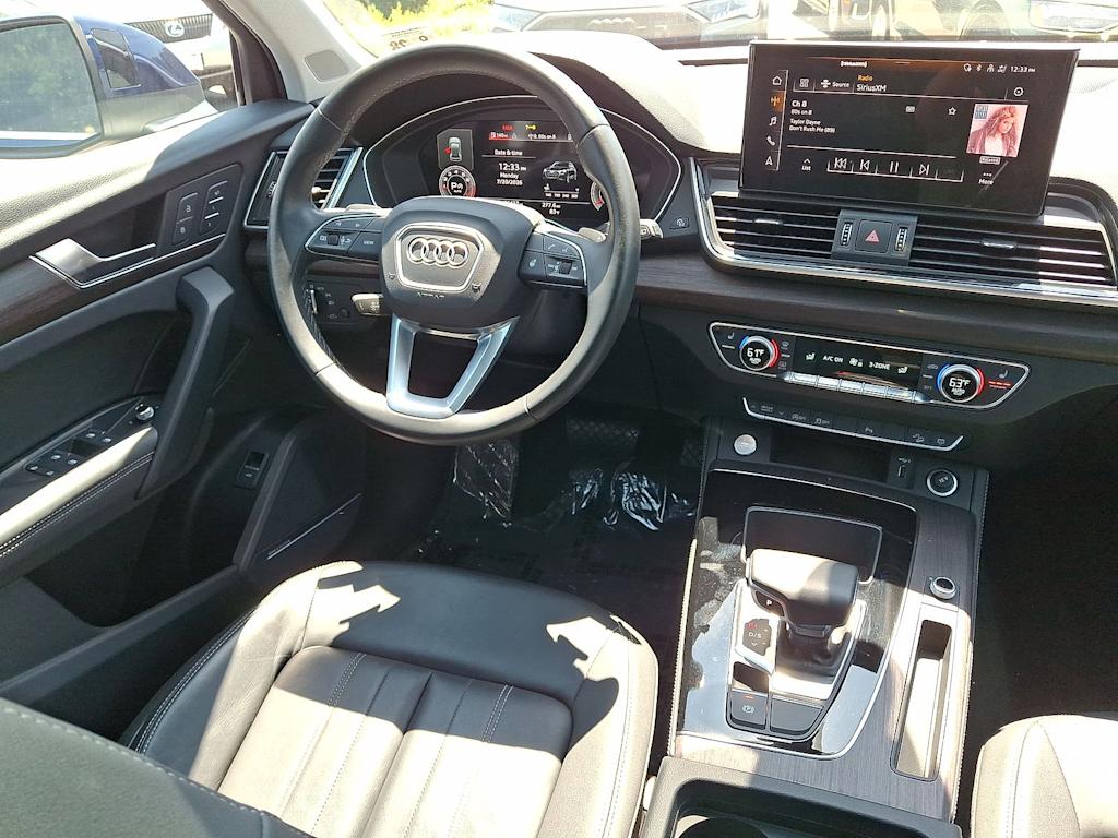 Thumbnail: 2023 Audi Q5 - 12