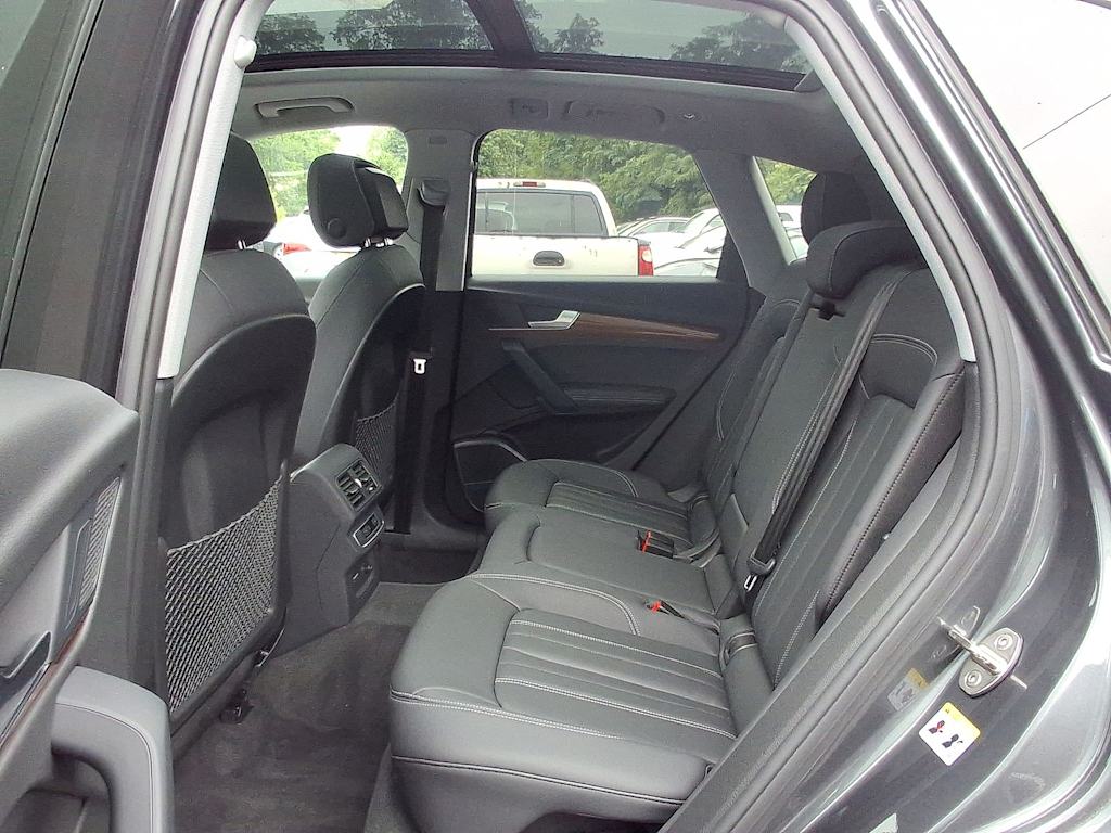 Thumbnail: 2023 Audi Q5 - 28