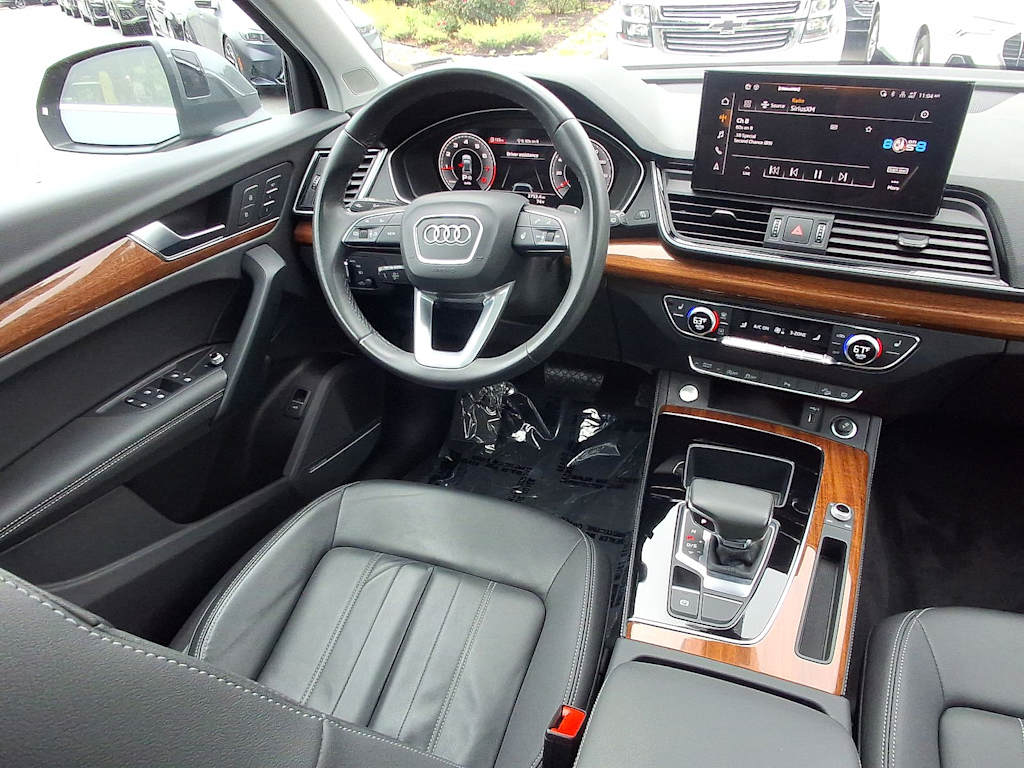 Thumbnail: 2023 Audi Q5 - 12