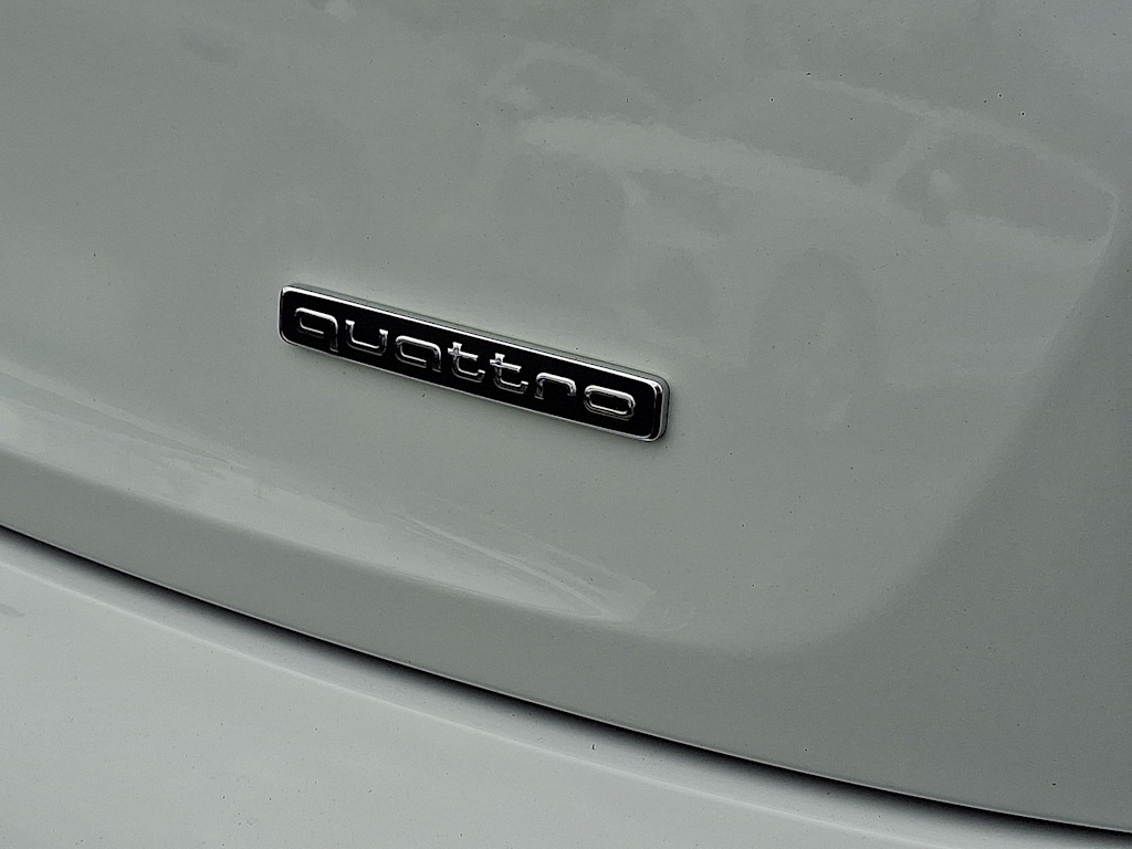 Thumbnail: 2023 Audi Q5 - 7