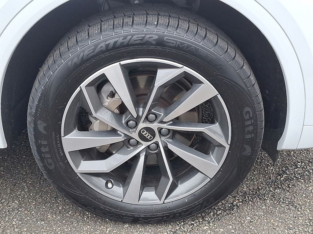 Thumbnail: 2023 Audi Q5 - 8