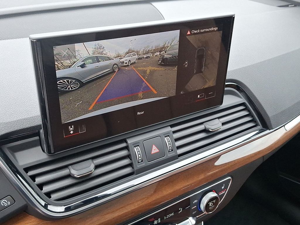 Thumbnail: 2023 Audi Q5 - 20