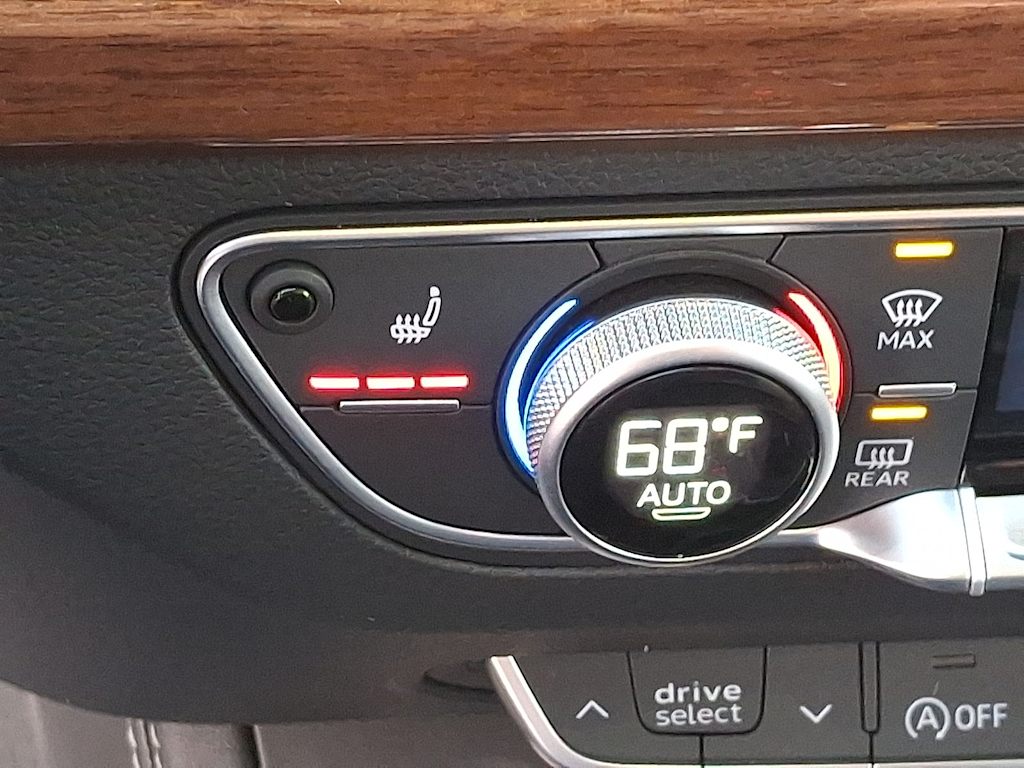 Thumbnail: 2023 Audi Q5 - 18