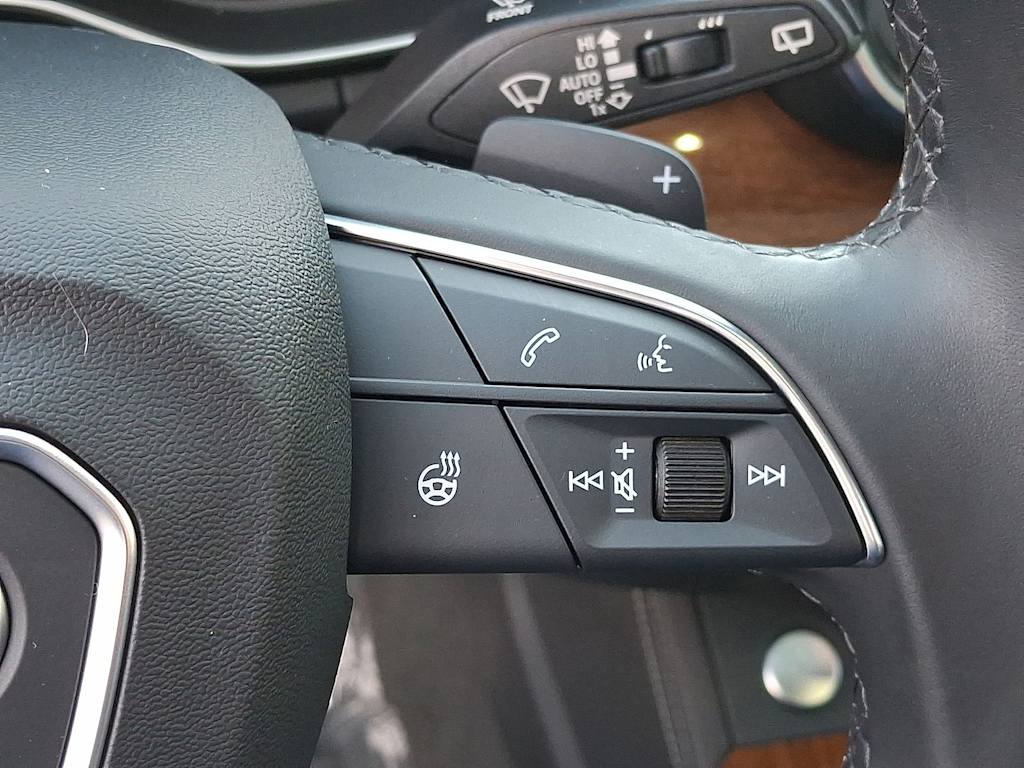 Thumbnail: 2023 Audi Q5 - 17