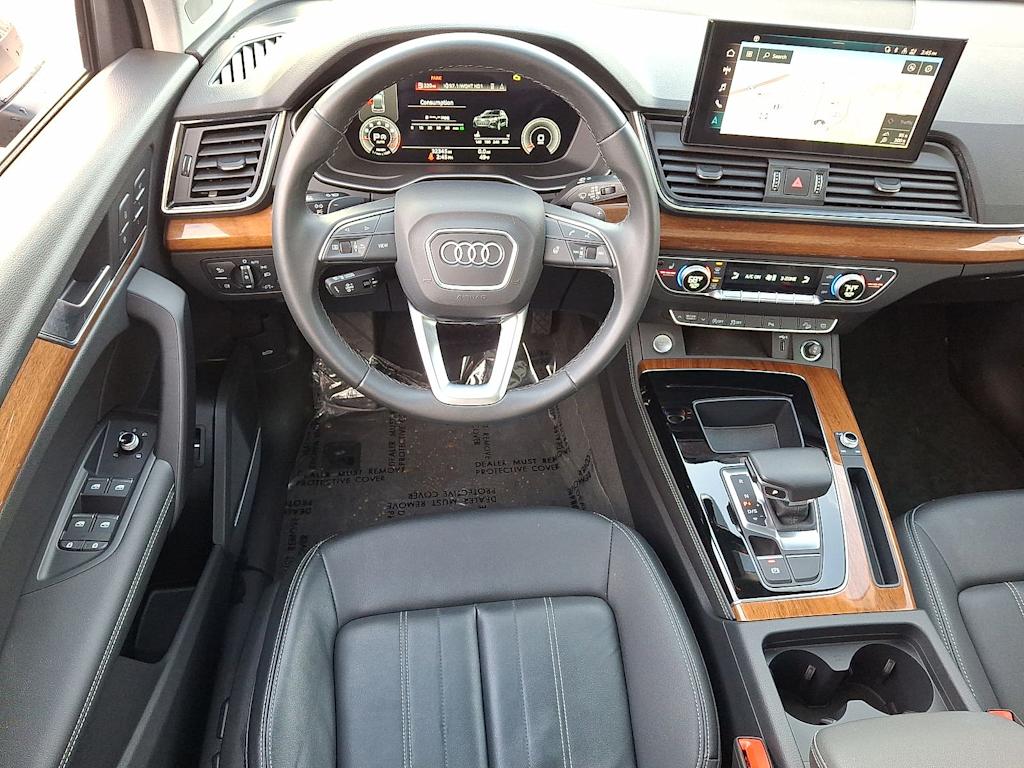 Thumbnail: 2023 Audi Q5 - 8