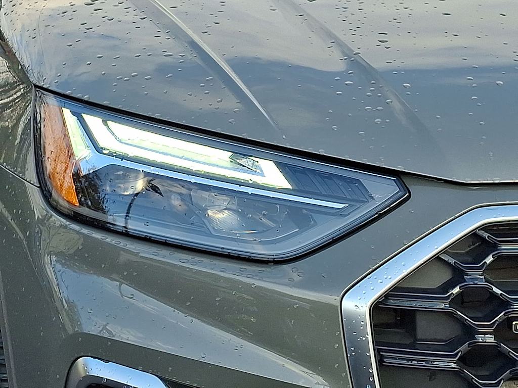 Thumbnail: 2023 Audi Q5 - 21