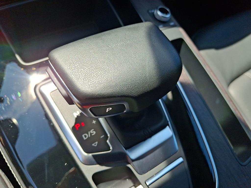 Thumbnail: 2023 Audi Q5 - 15