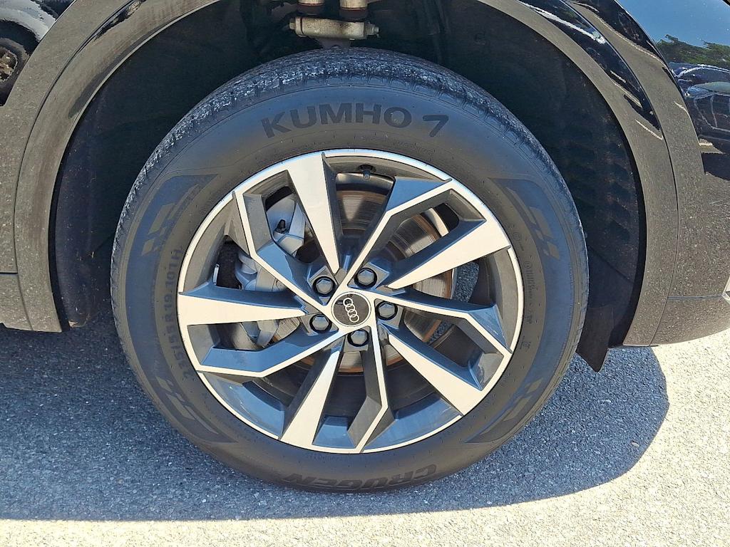 Thumbnail: 2023 Audi Q5 - 8