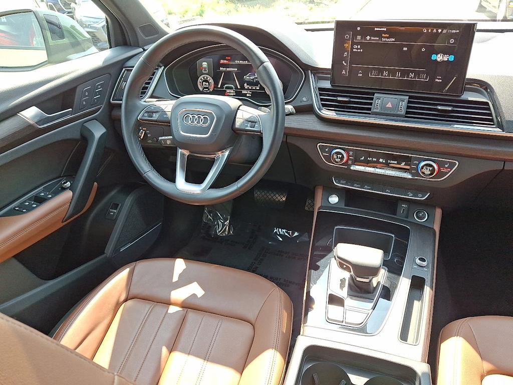 Thumbnail: 2023 Audi Q5 - 12