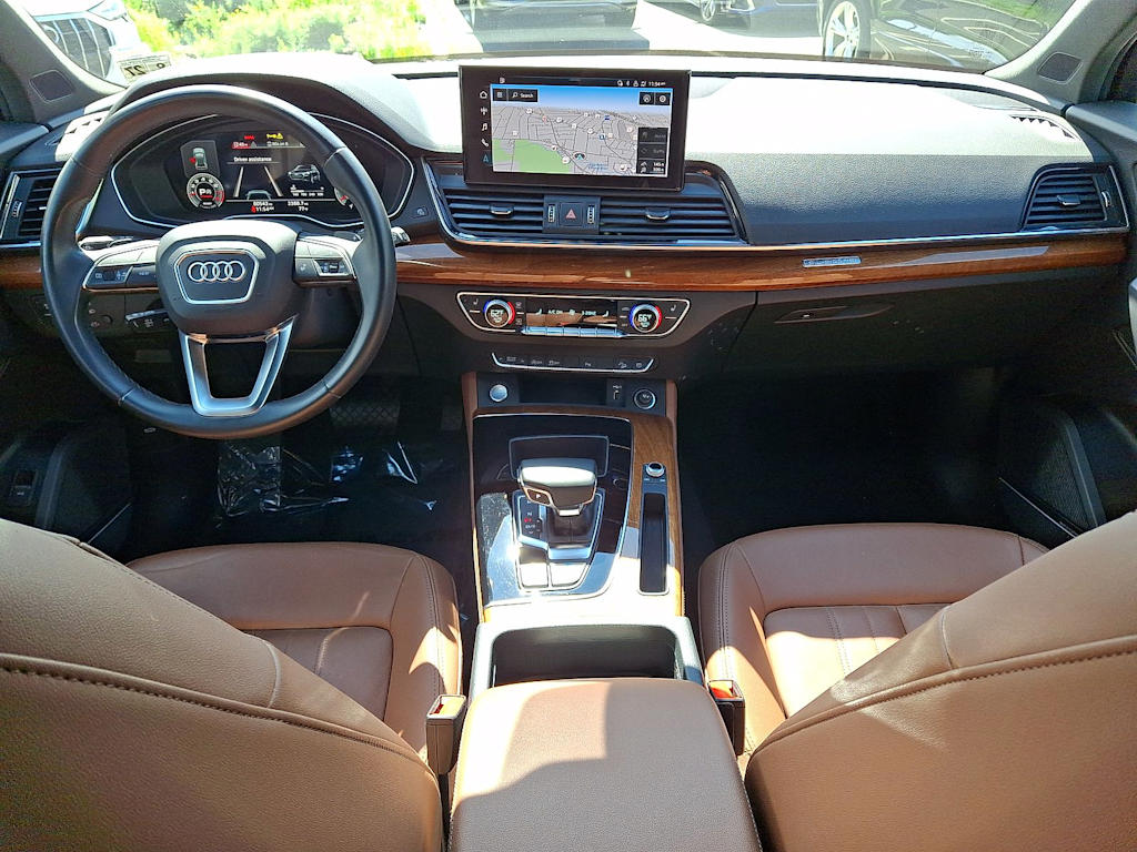 Thumbnail: 2022 Audi Q5 - 2