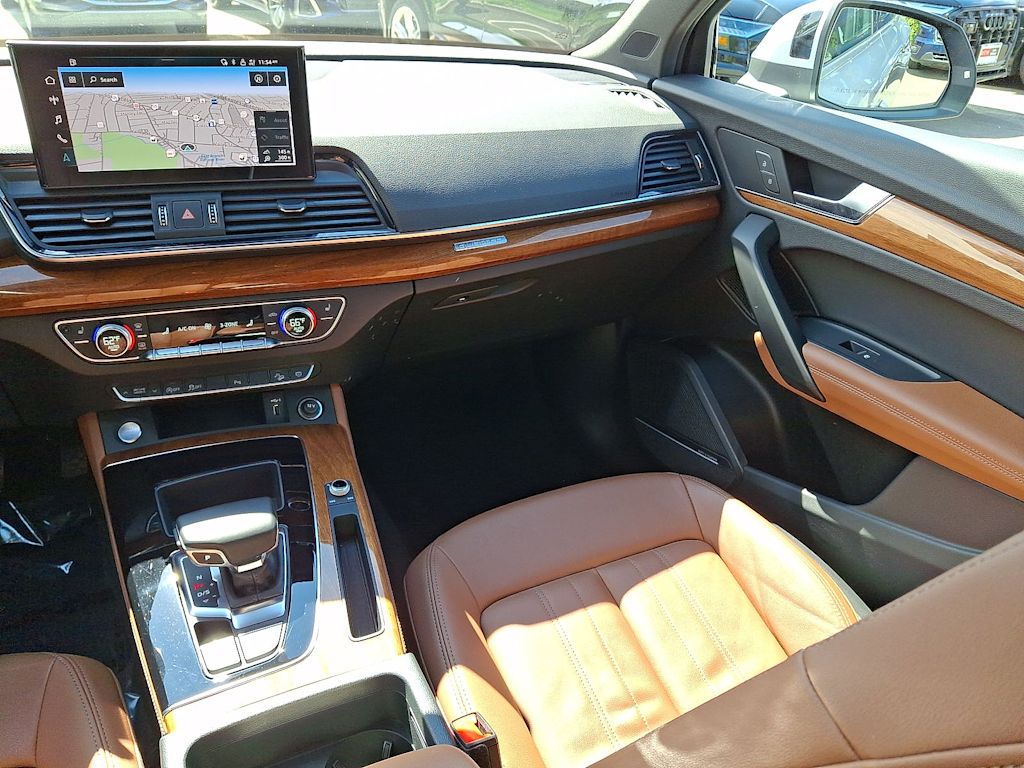 Thumbnail: 2022 Audi Q5 - 9