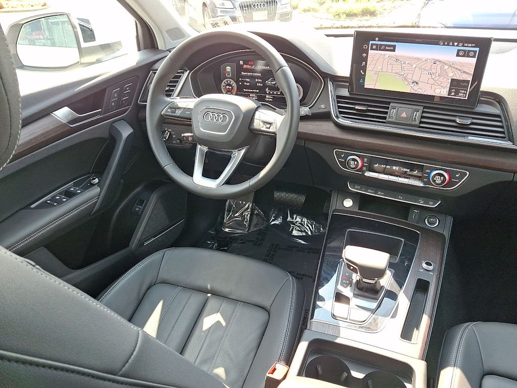 Thumbnail: 2023 Audi Q5 - 9