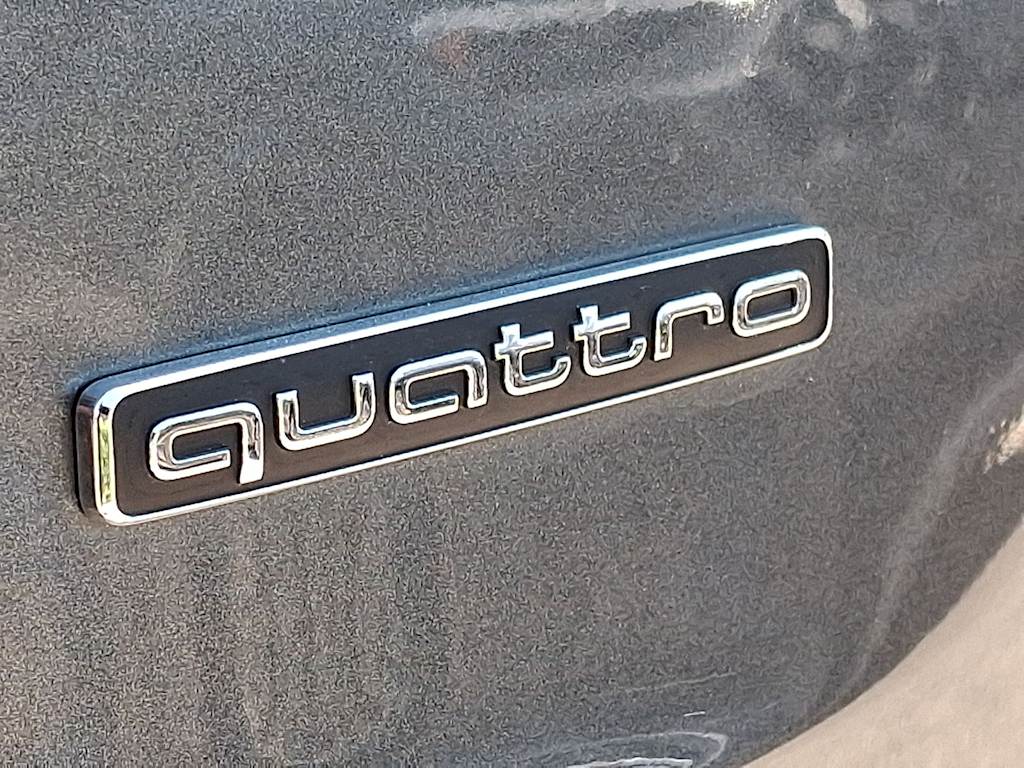 Thumbnail: 2023 Audi Q5 - 7