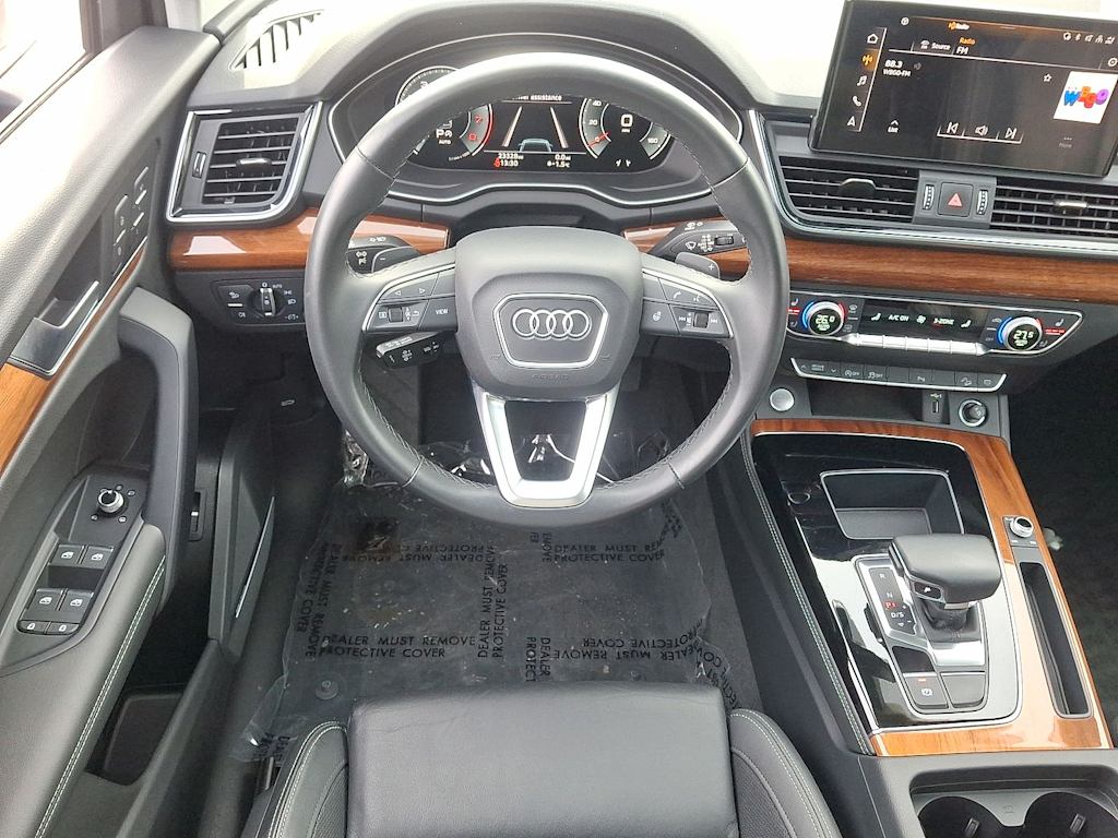 Thumbnail: 2023 Audi Q5 - 9