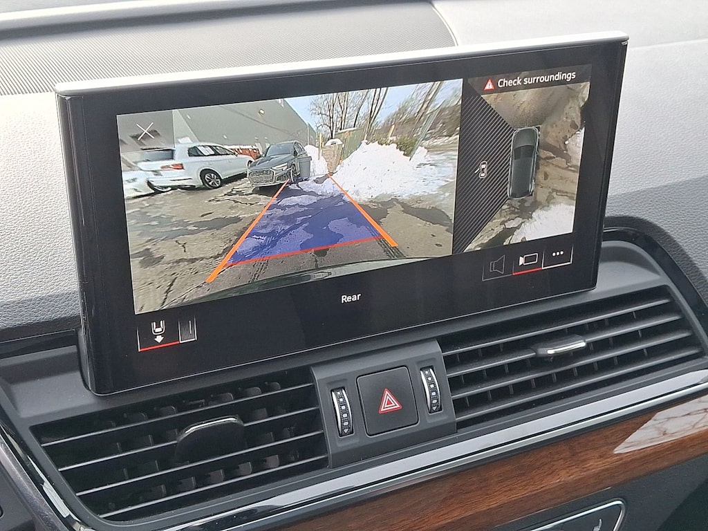 Thumbnail: 2023 Audi Q5 - 20