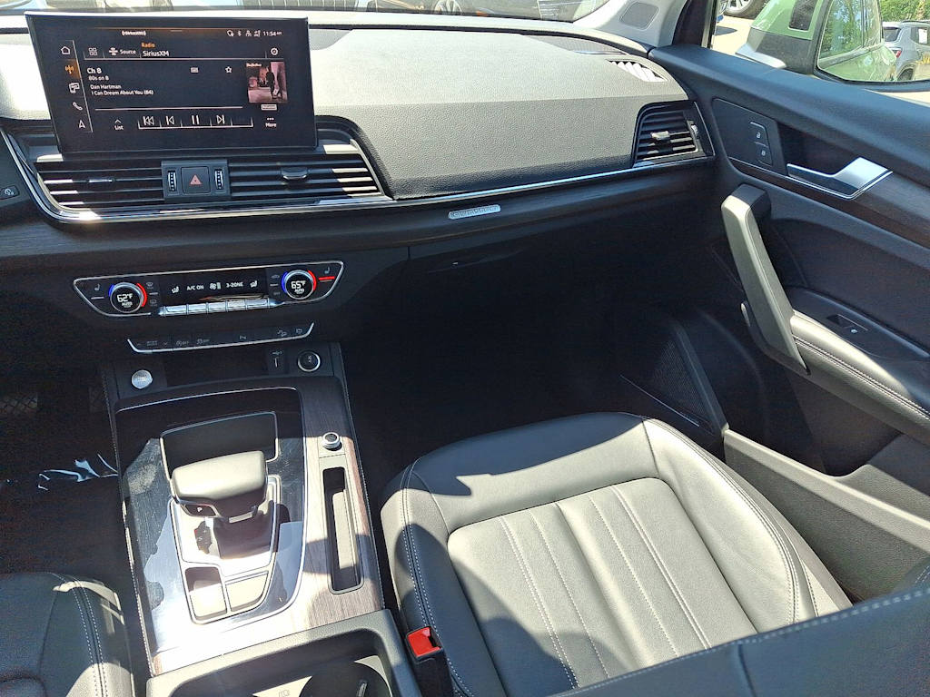Thumbnail: 2023 Audi Q5 - 9