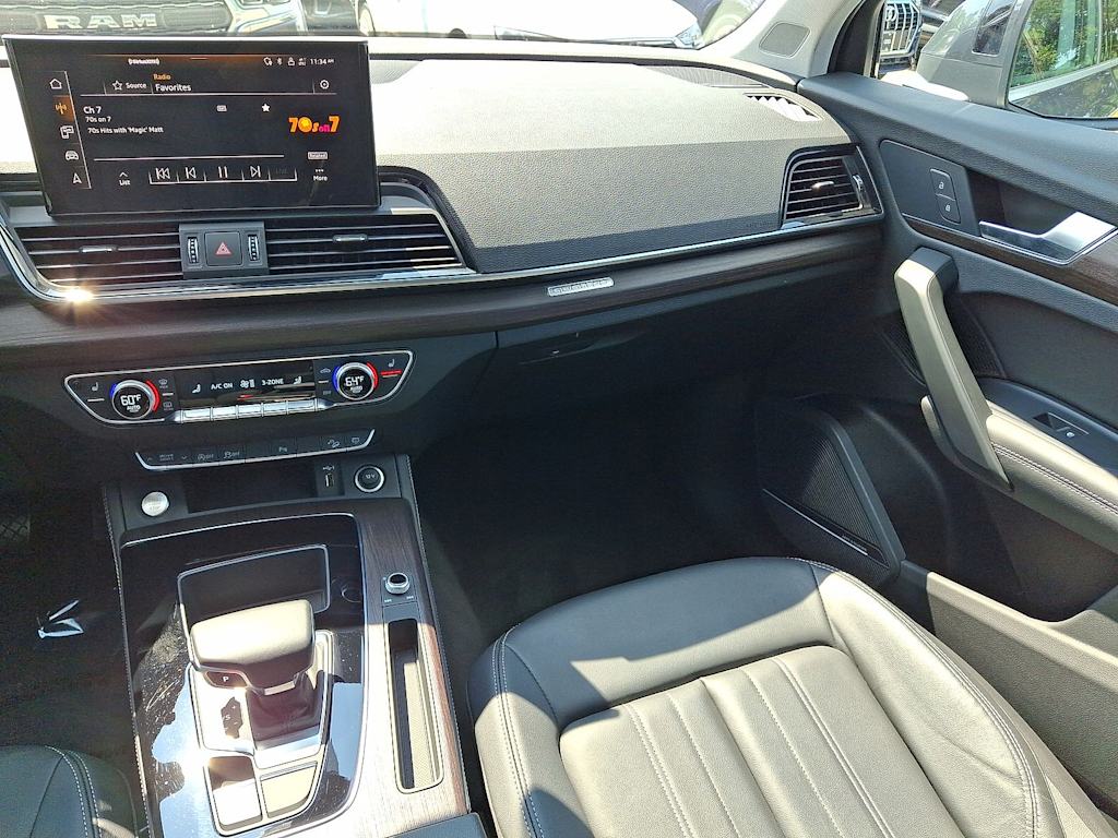 Thumbnail: 2023 Audi Q5 - 14