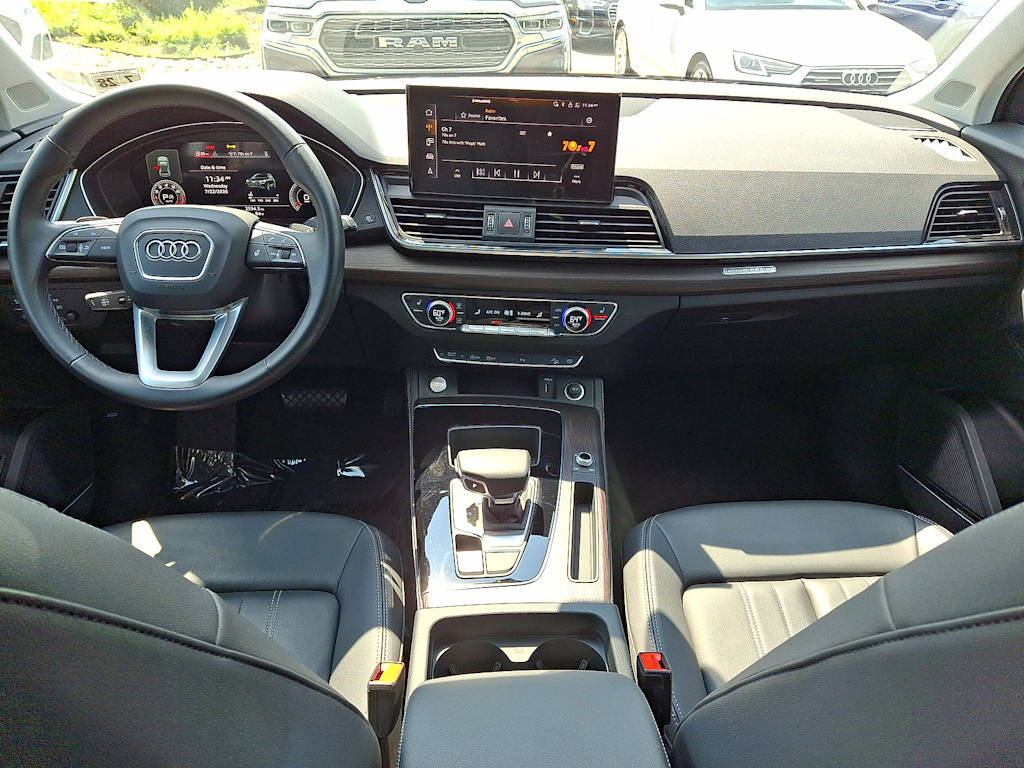 Thumbnail: 2023 Audi Q5 - 2
