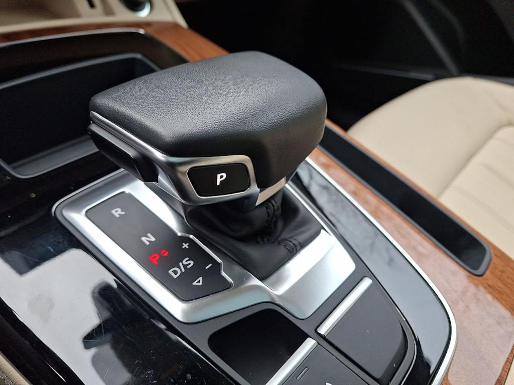 Thumbnail: 2023 Audi Q5 - 13