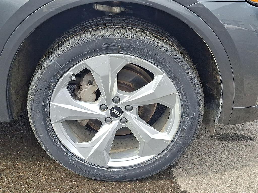 Thumbnail: 2023 Audi Q5 - 8