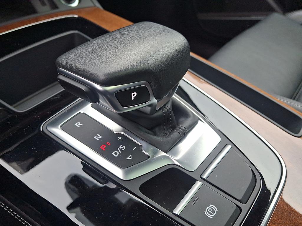 Thumbnail: 2023 Audi Q5 - 13