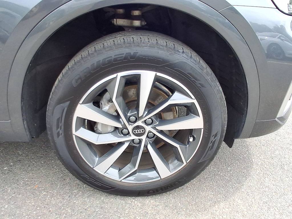 Thumbnail: 2023 Audi Q5 - 33