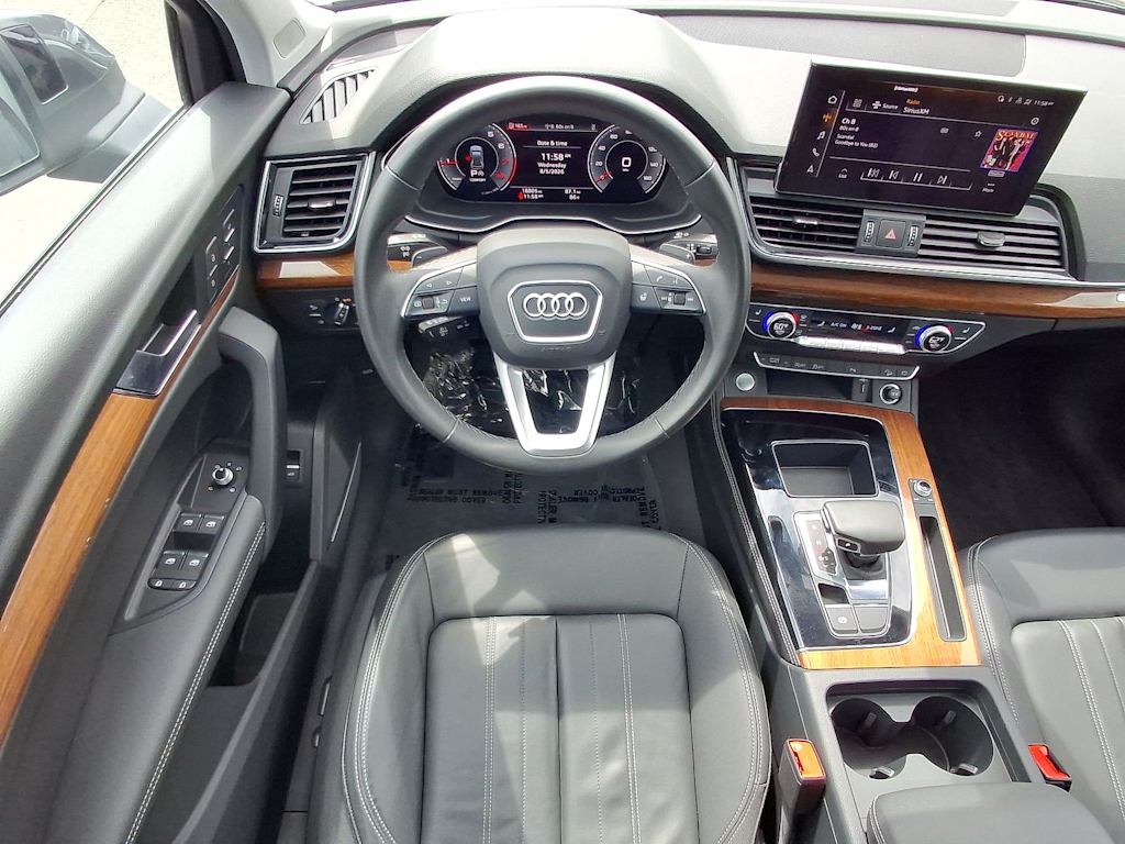 Thumbnail: 2023 Audi Q5 - 13