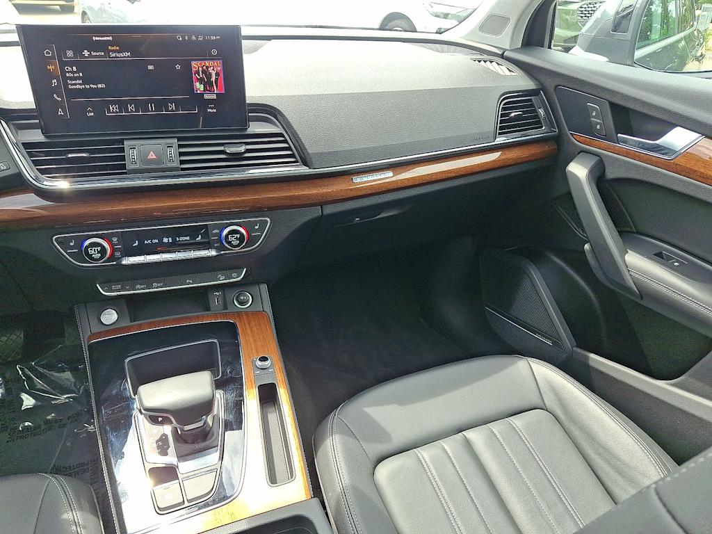 Thumbnail: 2023 Audi Q5 - 14