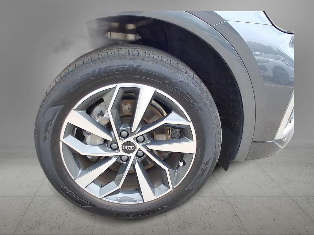 Thumbnail: 2023 Audi Q5 - 8