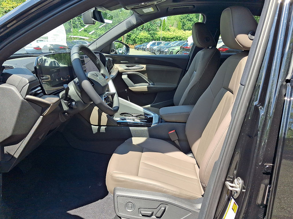Thumbnail: 2026 Audi Q5 - 10