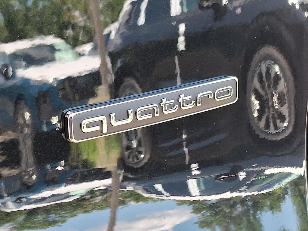 Thumbnail: 2026 Audi Q5 - 8