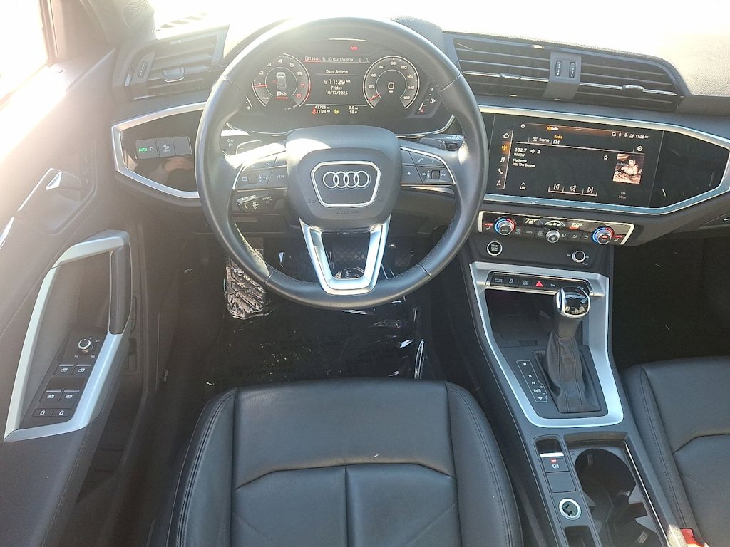 Thumbnail: 2022 Audi Q3 - 9