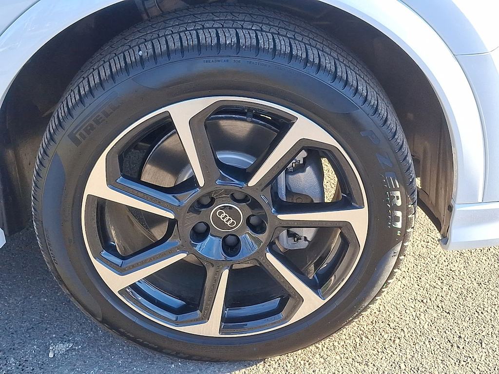 Thumbnail: 2025 Audi Q3 - 8