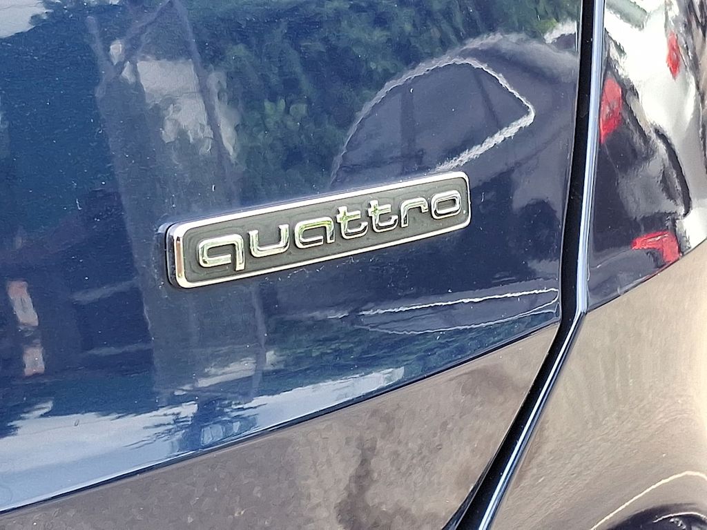 Thumbnail: 2023 Audi Q3 - 7