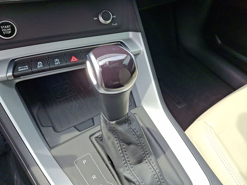 Thumbnail: 2023 Audi Q3 - 24