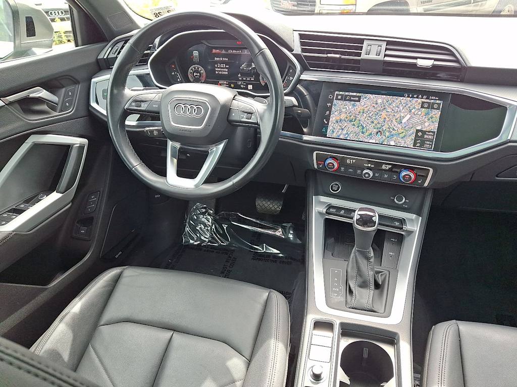 Thumbnail: 2023 Audi Q3 - 9