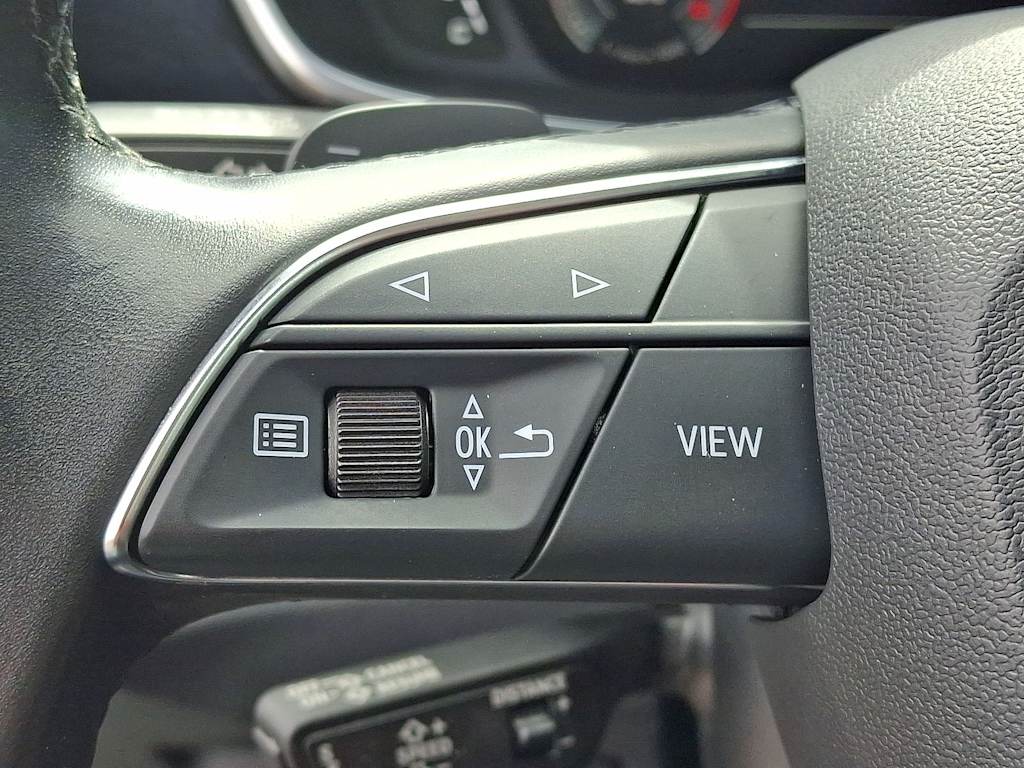 Thumbnail: 2023 Audi Q3 - 26