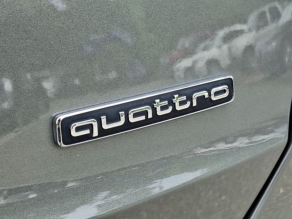 Thumbnail: 2023 Audi Q3 - 7