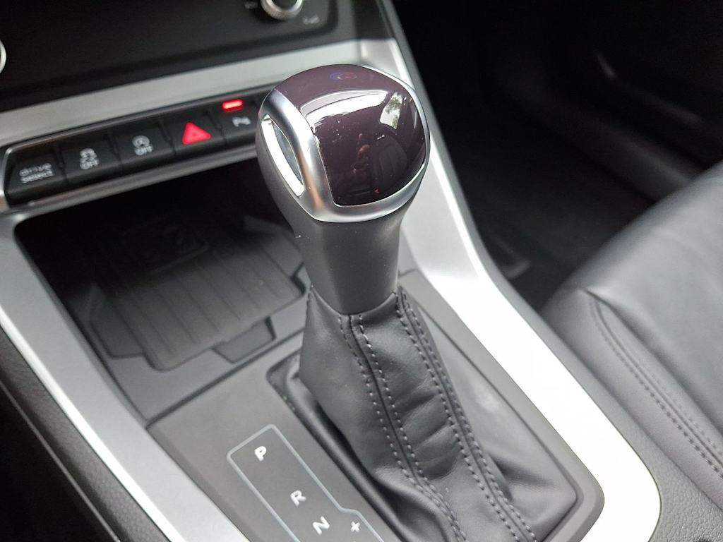 Thumbnail: 2023 Audi Q3 - 24