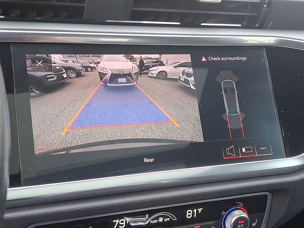 Thumbnail: 2020 Audi Q3 - 20