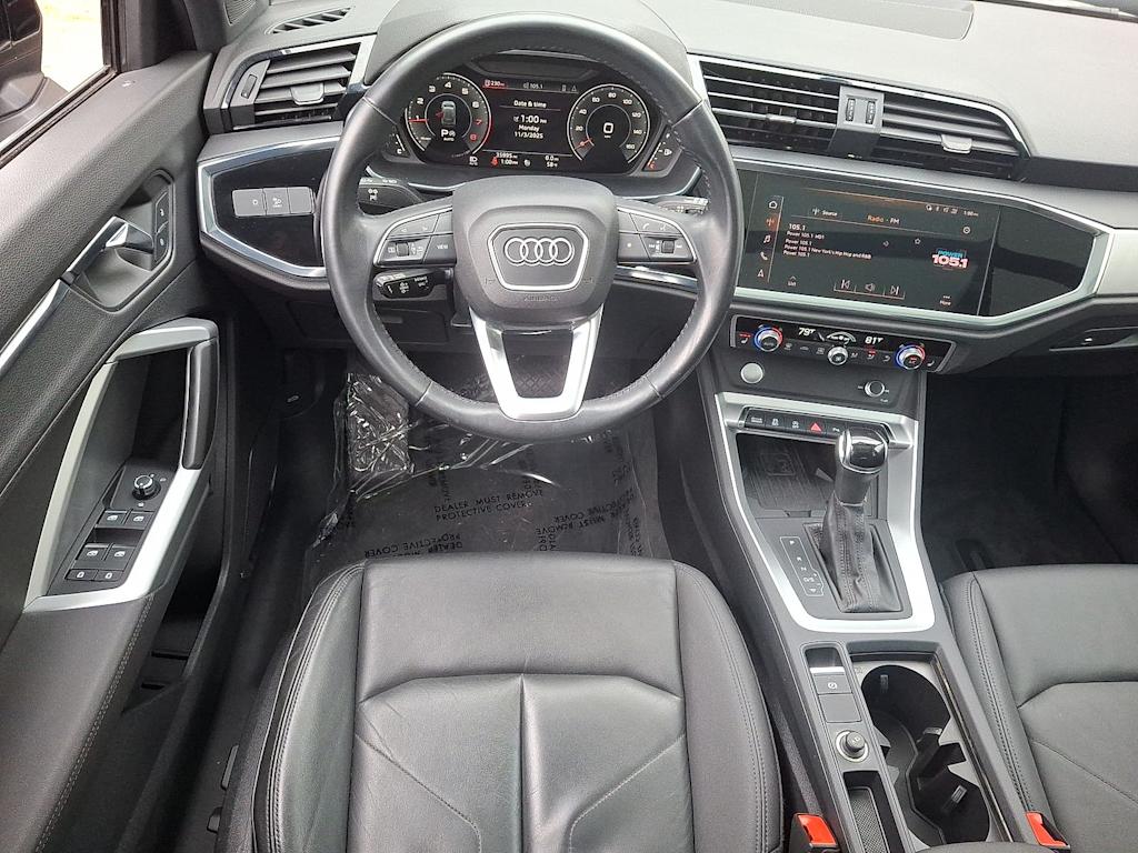 Thumbnail: 2020 Audi Q3 - 9