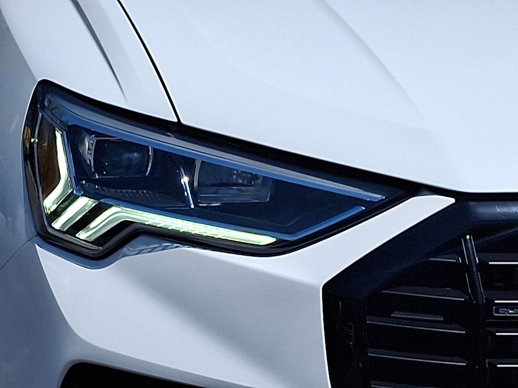 Thumbnail: 2023 Audi Q3 - 28