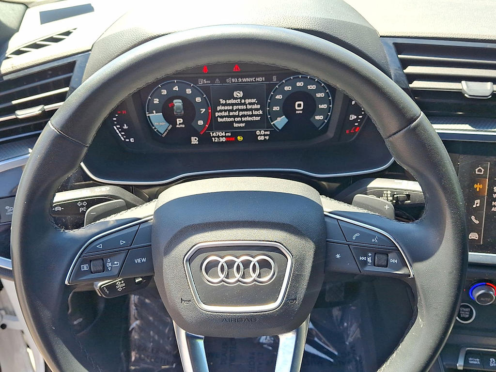 Thumbnail: 2023 Audi Q3 - 2