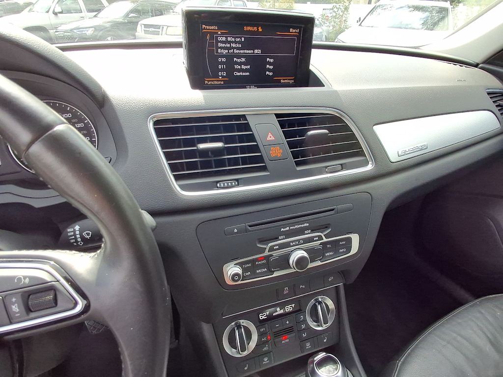Thumbnail: 2015 Audi Q3 - 14