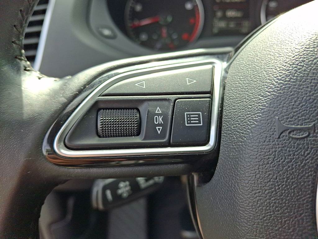 Thumbnail: 2015 Audi Q3 - 26