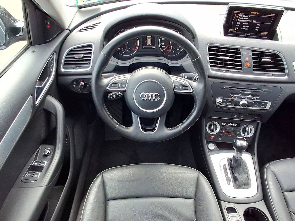 Thumbnail: 2015 Audi Q3 - 30