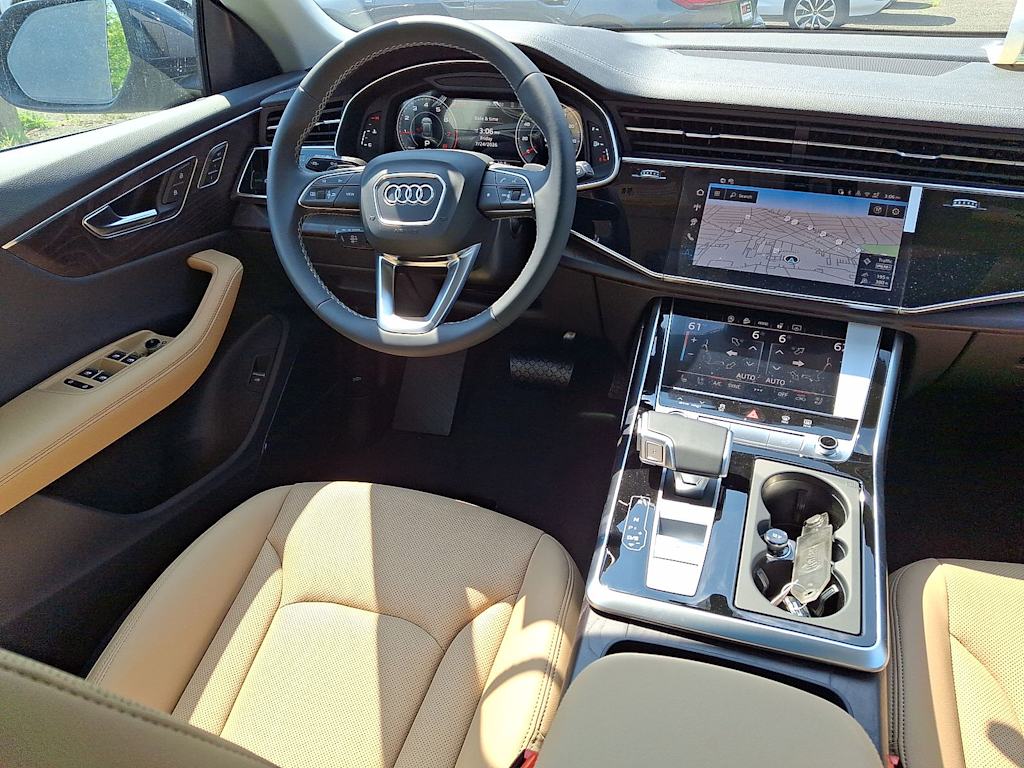 Thumbnail: 2026 Audi Q8 - 8
