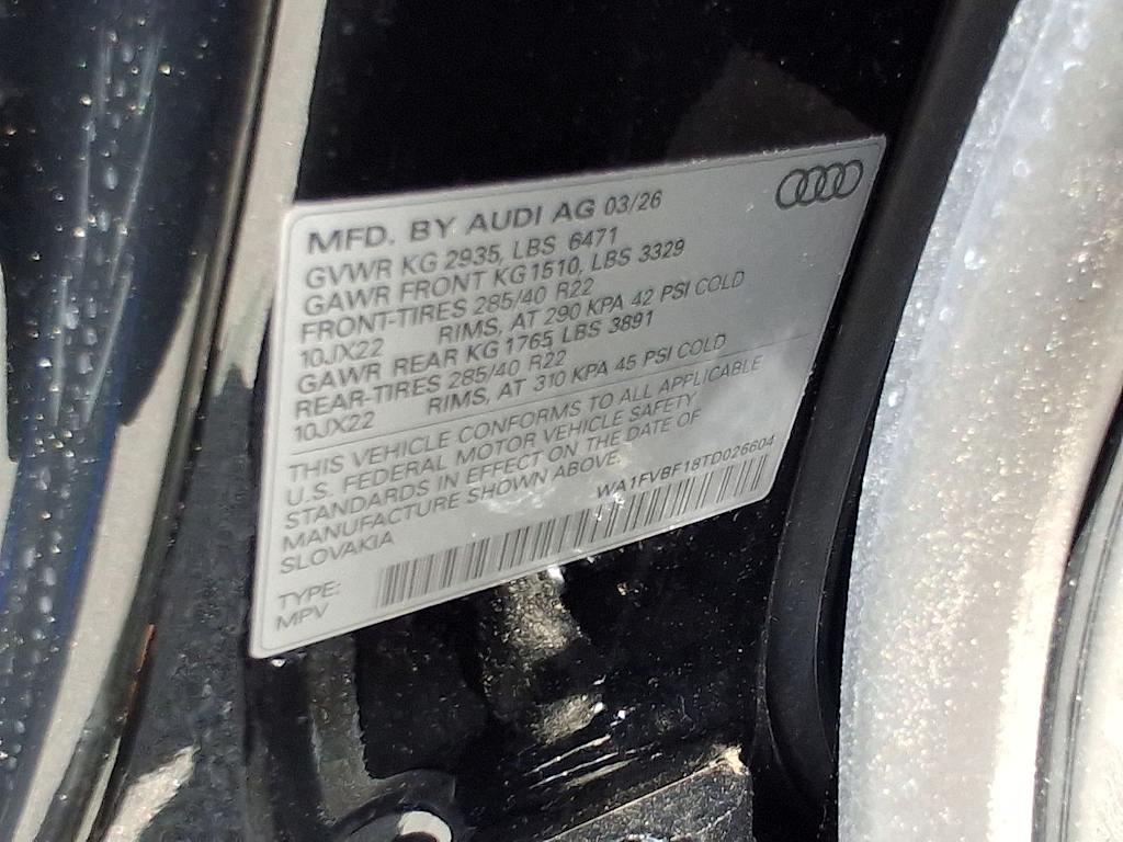 Thumbnail: 2026 Audi Q8 - 14