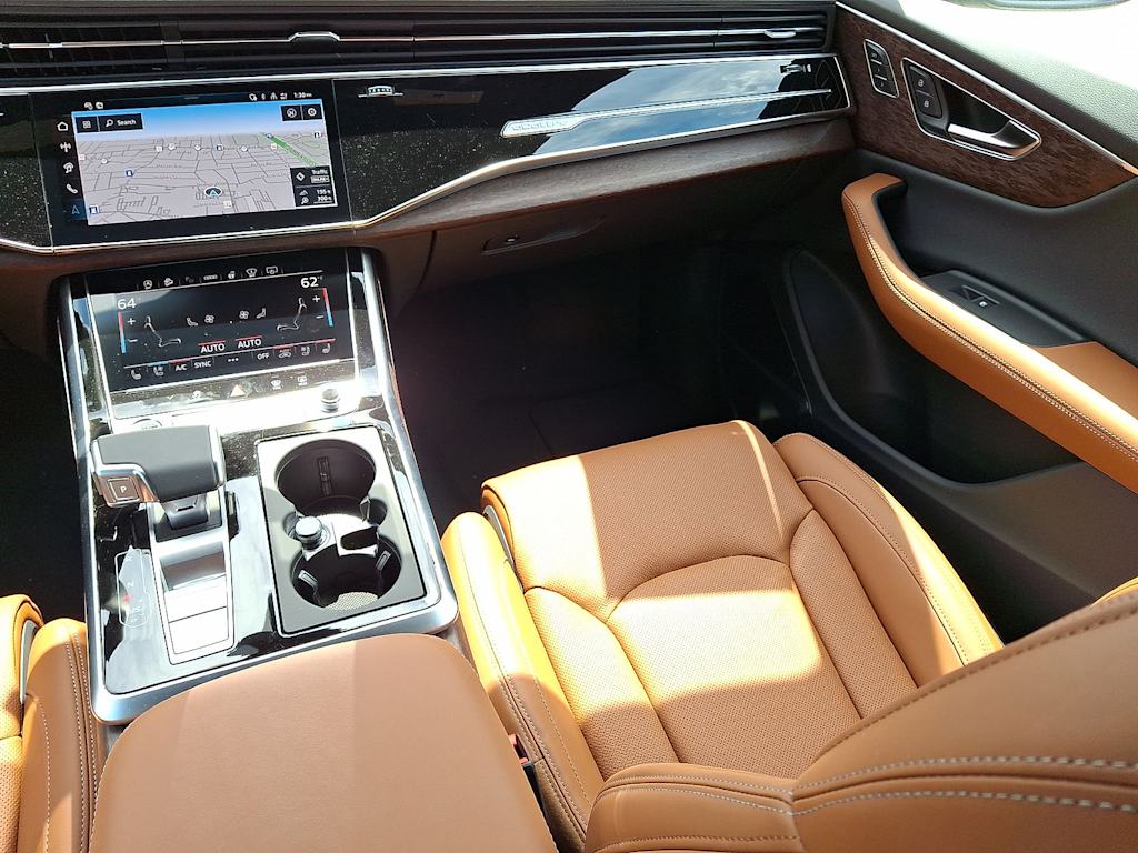 Thumbnail: 2026 Audi Q8 - 13