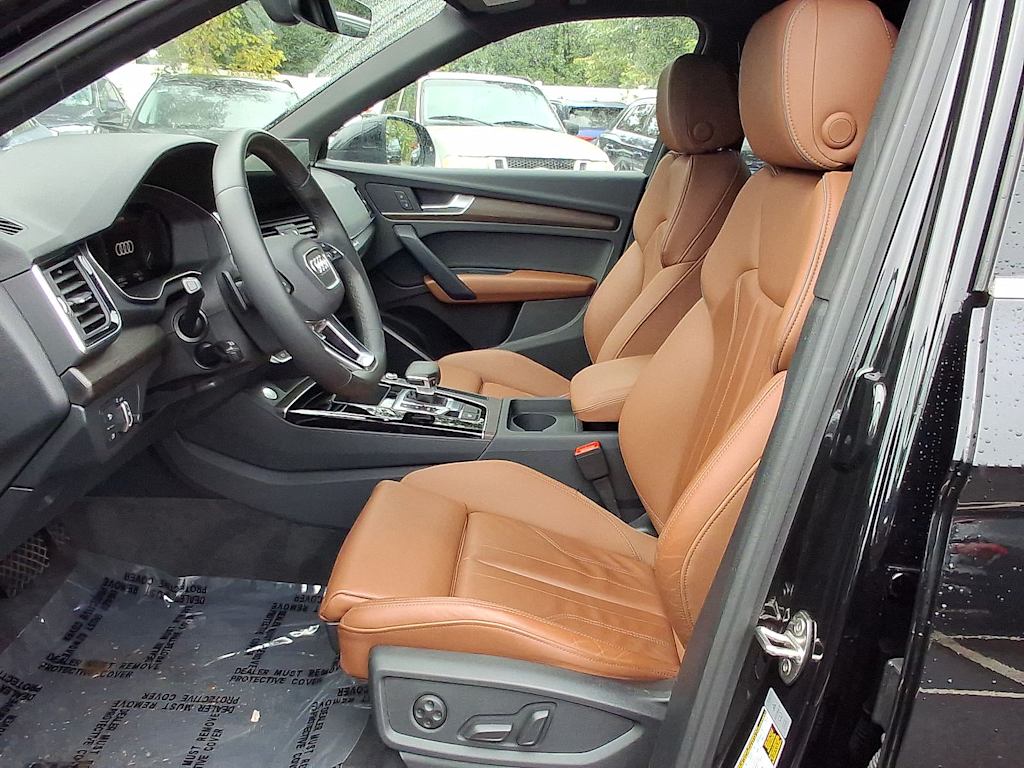 Thumbnail: 2024 Audi Q5 - 10